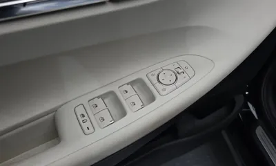 Hyundai Grandeur 2023, 44878 км, за 18149.9 USD - фото 16