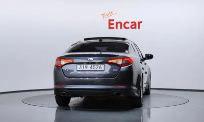 Kia K5 2012, 149251 км, за 3087.23 USD