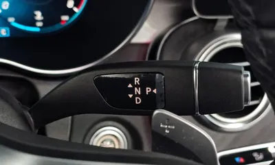 Mercedes-Benz C-Class 2023, 31181 км, за 26296.66 USD - фото 9