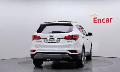 Hyundai Santafe 2016, 113220 км, за 8131.68 USD