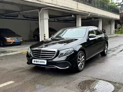 Mercedes-Benz E-Class 2018, 180000 км, за 21600.52 USD