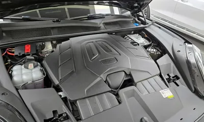 Porsche Cayenne 2024, 46883 км, за 86976.5 USD - фото 6