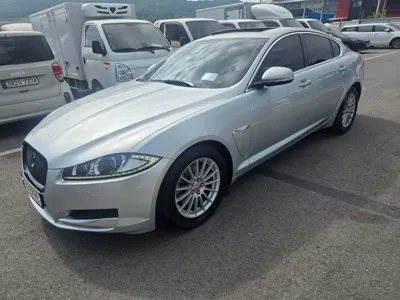 Jaguar XF 2015, 144700 км, за 1888.39 USD
