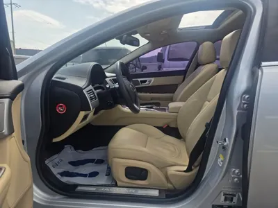 Jaguar XF 2015, 144700 км, за 1888.39 USD - фото 8