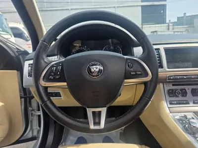 Jaguar XF 2015, 144700 км, за 1888.39 USD - фото 10