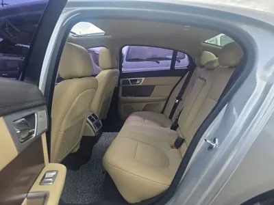 Jaguar XF 2015, 144700 км, за 1888.39 USD - фото 11