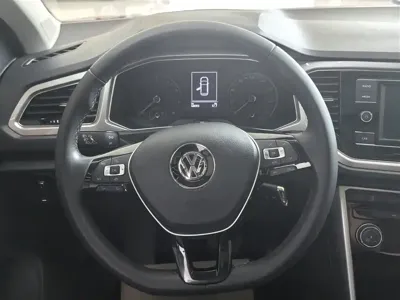 Volkswagen T-Roc 2020, 68000 км, за 9856.95 USD - фото 9