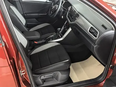 Volkswagen T-Roc 2020, 68000 км, за 9856.95 USD - фото 16