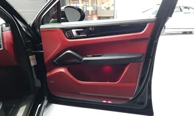 Porsche Cayenne 2021, 44910 км, за 55255.78 USD - фото 25
