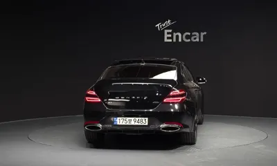 Genesis G70 2021, 180159 км, за 15791.21 USD