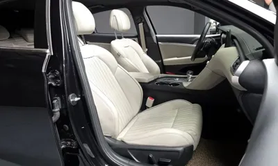 Genesis G70 2021, 180159 км, за 15688.59 USD - фото 11