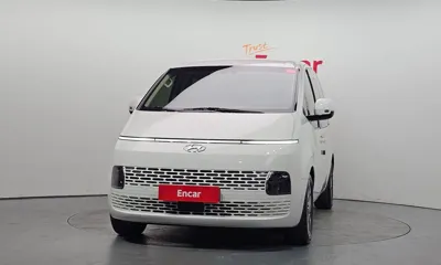 Hyundai Staria 2023, 22139 км, за 20160.05 USD