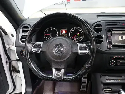 Volkswagen Tiguan 2015, 83974 км, за 9452.54 USD - фото 16
