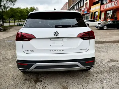 Volkswagen Tayron 2022, 43000 км, за 20512.37 USD