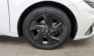 Hyundai Avante 2021, 93880 км, за 11225.63 USD