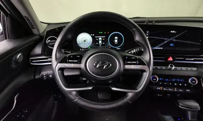 Hyundai Avante 2021, 93880 км, за 11225.63 USD - фото 13