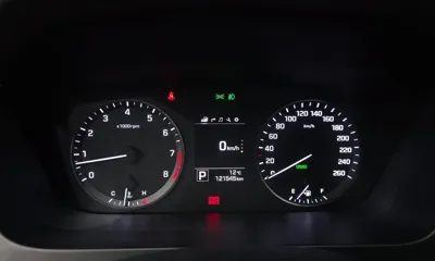 Hyundai Sonata 2015, 121545 км, за 5814.34 USD - фото 8