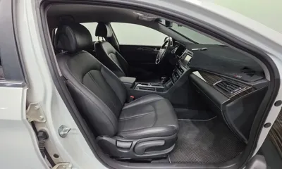 Hyundai Sonata 2015, 121545 км, за 5814.34 USD - фото 10