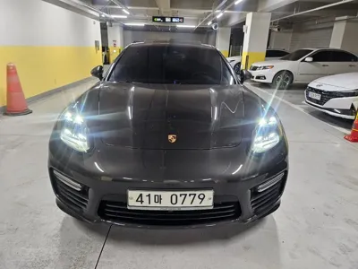 Porsche Panamera 2016, 107226 км, за 17395.3 USD