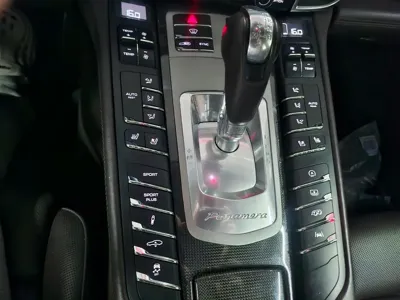 Porsche Panamera 2016, 107226 км, за 17395.3 USD - фото 15