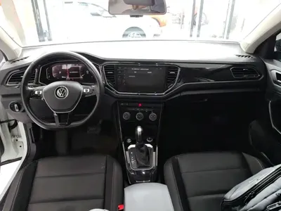 Volkswagen T-Roc 2021, 62600 км, за 10785.55 USD - фото 10