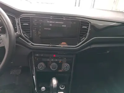 Volkswagen T-Roc 2021, 62600 км, за 10785.55 USD - фото 13