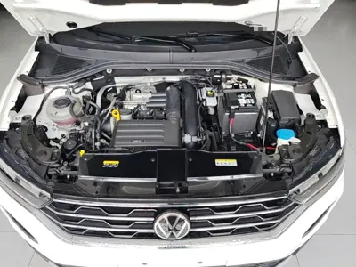 Volkswagen T-Roc 2021, 62600 км, за 10785.55 USD - фото 20