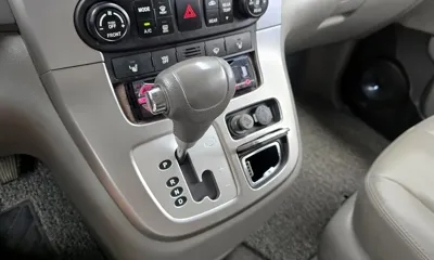 Kia Canival 2012, 151069 км, за 2824.49 USD - фото 9
