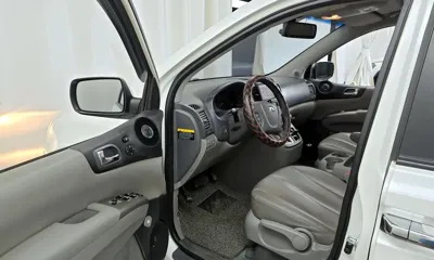 Kia Canival 2012, 151069 км, за 2824.49 USD - фото 10