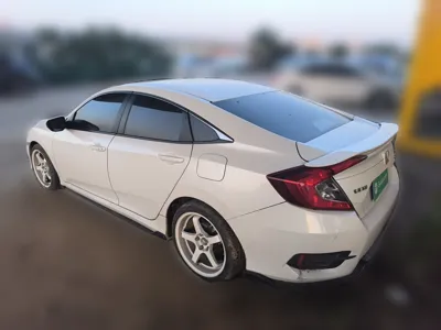 Honda Civic 2019, 130600 км, за 8882 USD - фото 4
