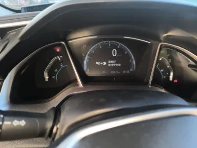 Honda Civic 2019, 130600 км, за 8882 USD - фото 13