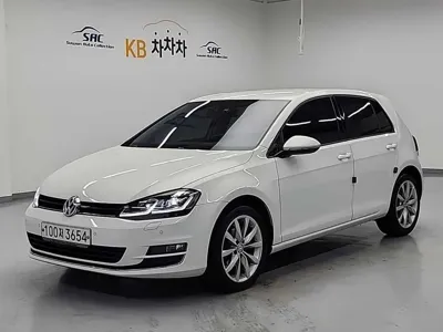 Volkswagen Golf 2015, 135227 км, за 4918.14 USD