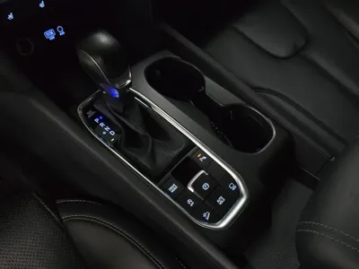 Hyundai Santafe 2019, 138500 км, за 11562.6 USD - фото 8