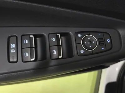 Hyundai Santafe 2019, 138500 км, за 11562.6 USD - фото 13