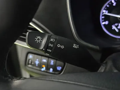 Hyundai Santafe 2019, 138500 км, за 11562.6 USD - фото 17