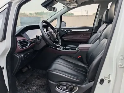 GAC Motor Trumpchi M6 2024, 4800 км, за 13826.14 USD - фото 15