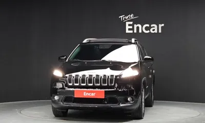 Jeep Cherokee 2018, 96037 км, за 6821.19 USD