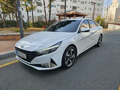 Hyundai Avante · 2023 год