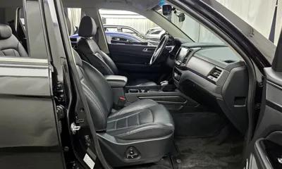 KG_Mobility_Ssangyong Rexton 2020, 104402 км, за 10505.45 USD - фото 11