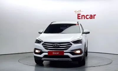 Hyundai Santafe 2016, 130042 км, за 7218.86 USD