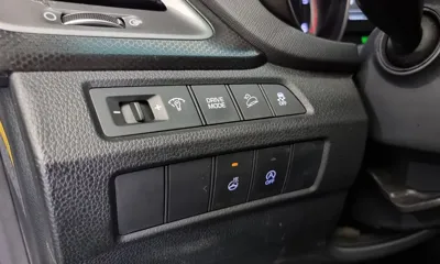 Hyundai Santafe 2016, 130042 км, за 7218.86 USD - фото 16