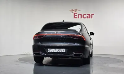 Hyundai Grandeur 2020, 142806 км, за 10936.4 USD