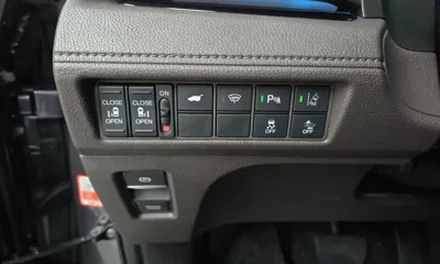 Honda Odyssey 2019, 79937 км, за 17656.33 USD - фото 17