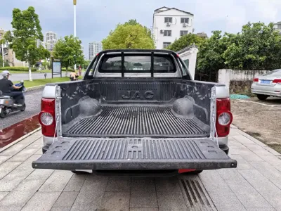 JAC JAC T6 2018, 139000 км, за 3757.23 USD
