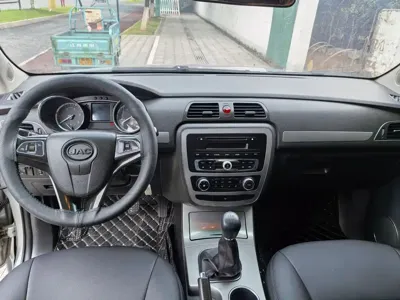 JAC JAC T6 2018, 139000 км, за 3741.53 USD - фото 6