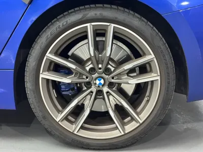 BMW 3-Series 2021, 24048 км, за 40983.64 USD