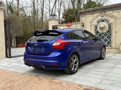 Ford Focus (Import) 2017, 71000 км, за 18369.02 USD
