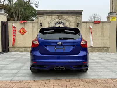 Ford Focus (Import) 2017, 71000 км, за 18369.02 USD