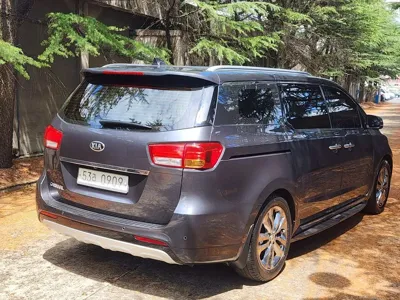 Kia Canival 2016, 201037 км, за 5844.11 USD