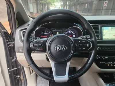 Kia Canival 2016, 201037 км, за 5844.11 USD - фото 10